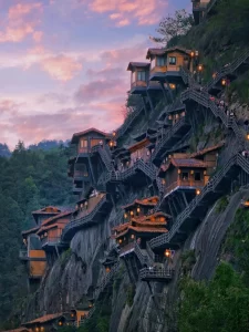 Wangxian Valley, la ciudad china colgada en las montañas